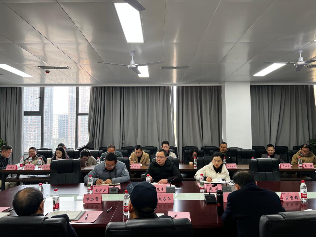 副董事长陈光平一行调研莲湖校区东区人才特区